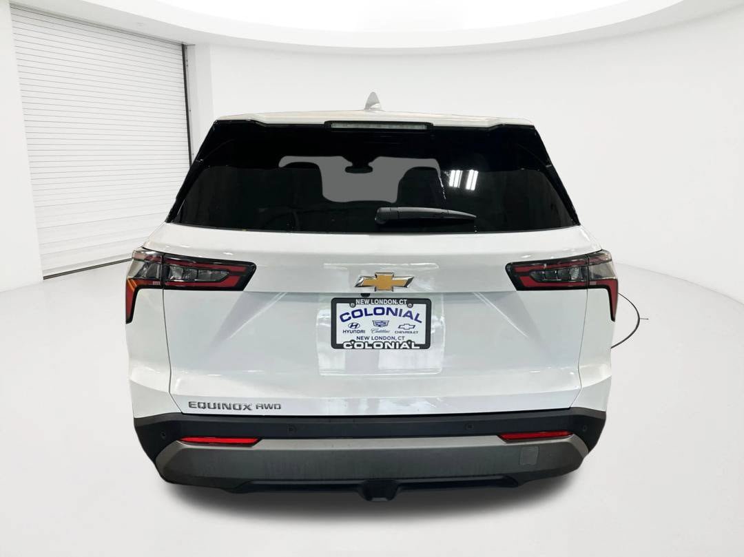 Used 2026 Chevrolet Equinox LT AWD/4WD image 6