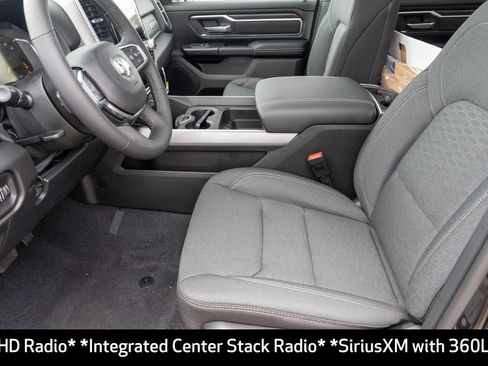 New 2026 RAM 1500 Big Horn AWD/4WD image 5