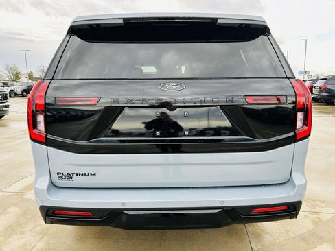 New 2025 Ford Expedition Platinum w/ Stealth Performance Package image 50