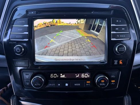 Used 2017 Nissan Maxima 3.5 SV FWD image 22