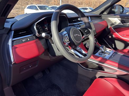 Used 2026 Jaguar F-PACE R-Dynamic S image 13