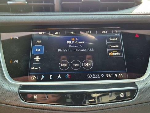 Certified 2024 Cadillac XT5 Premium Luxury w/ LPO, Floor Liner Package AWD/4WD image 12