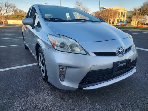 Used 2012 Toyota Prius Two image 1