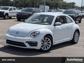 Used 2017 Volkswagen Beetle 1.8T SE image 1