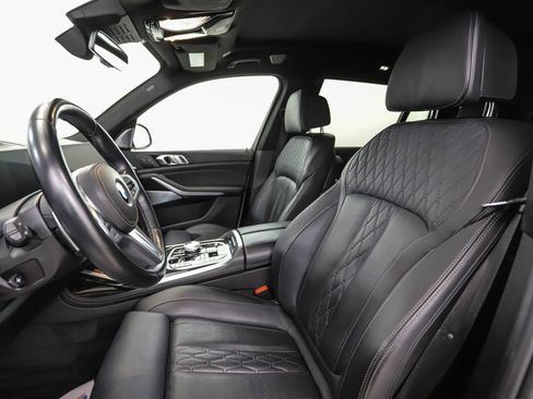 Used 2024 BMW X7 xDrive40i w/ Executive Package image 11