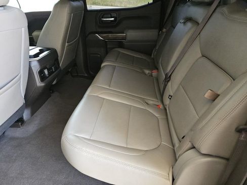 Used 2019 Chevrolet Silverado 1500 LT Trail Boss AWD/4WD image 31