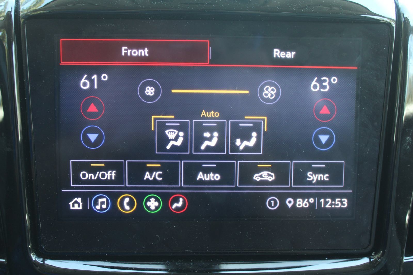 Used 2020 Chevrolet Traverse LT FWD image 49