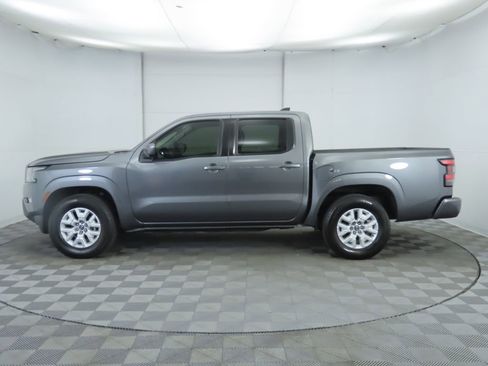 Used 2022 Nissan Frontier SV image 8