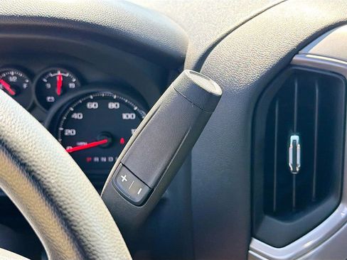 Used 2025 Chevrolet Silverado 1500 Custom Trail Boss w/ LPO, Dark Essentials Package image 16