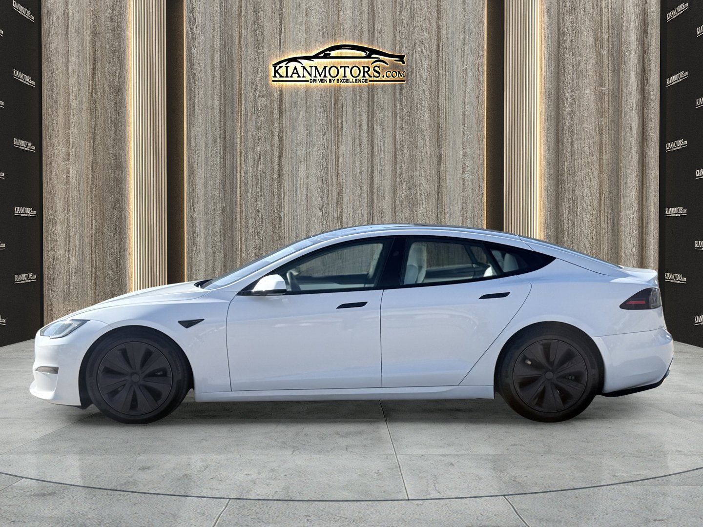 Used 2023 Tesla Model S AWD/4WD image 8