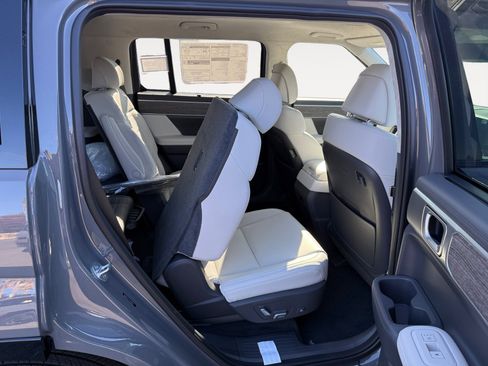 New 2026 Hyundai Santa Fe Calligraphy AWD/4WD image 19