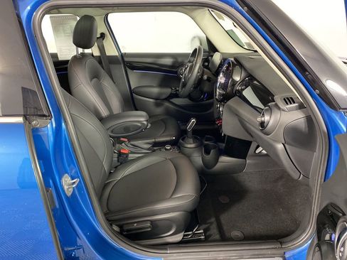 Certified 2023 MINI Cooper 4-Door Hardtop image 26