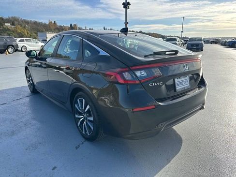 Certified 2023 Honda Civic EX-L image 5