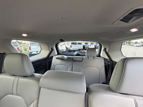 Used 2025 Honda Pilot EX-L image 30