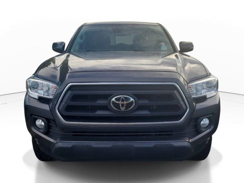 Used 2023 Toyota Tacoma SR5 w/ Technology Package AWD/4WD image 2