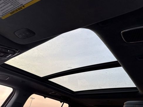 Used 2022 Jeep Grand Wagoneer Series II w/ Premium Group II image 35