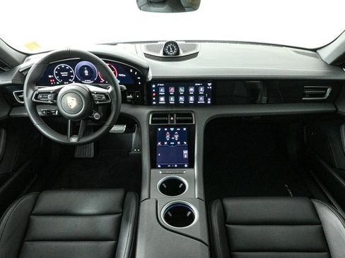 New 2025 Porsche Taycan image 18