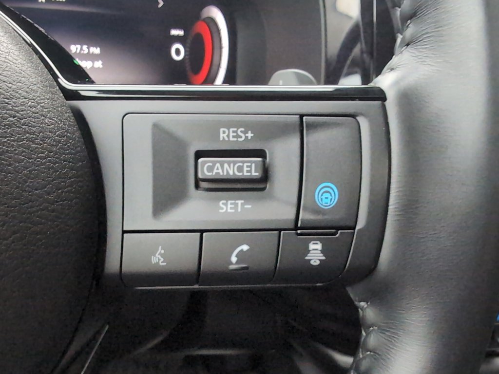 Used 2023 Nissan Pathfinder Platinum AWD/4WD image 20