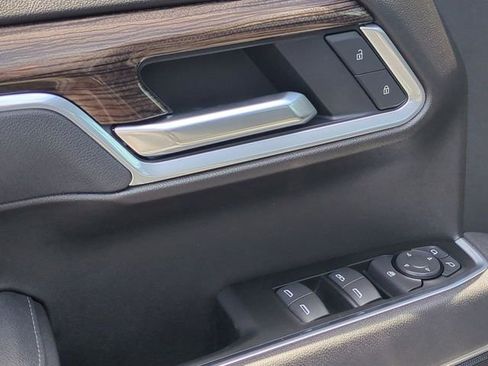 Certified 2026 Chevrolet Silverado 1500 LT AWD/4WD image 23