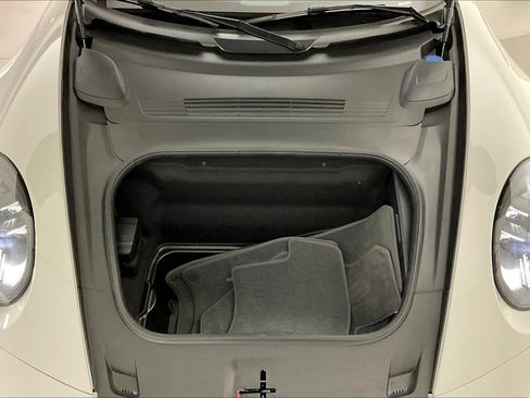 Used 2026 Porsche 911 Carrera 4 GTS image 28