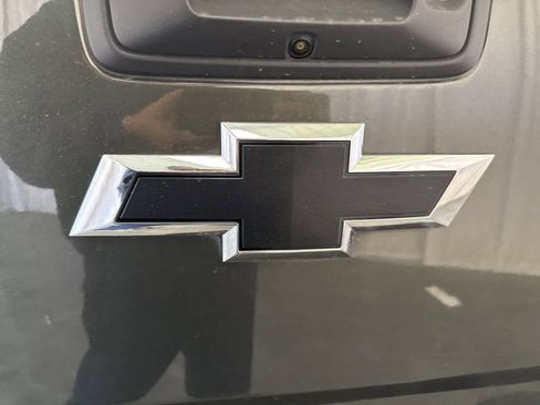 Used 2018 Chevrolet Colorado LT w/ LT Convenience Package image 12