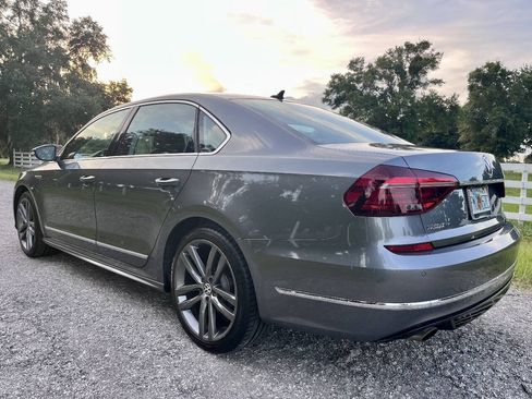 Used 2019 Volkswagen Passat 2.0T SE R-Line FWD image 6