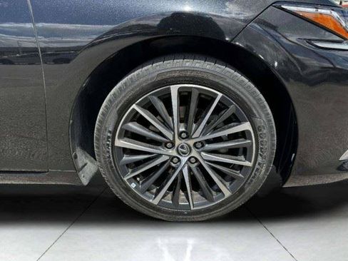 Used 2022 Lexus ES 250 w/ Premium Package AWD/4WD image 55
