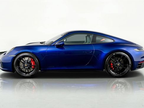 Used 2024 Porsche 911 Carrera GTS w/ Premium Package RWD image 16