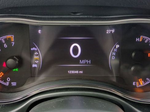 Used 2020 Jeep Grand Cherokee Limited X image 40