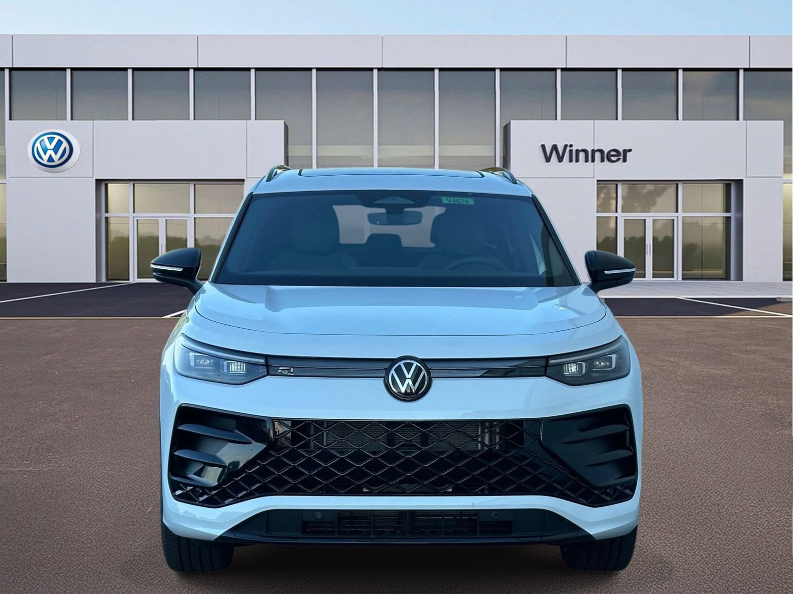New 2026 Volkswagen Tiguan SE R-Line FWD image 9