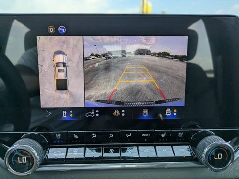 New 2025 Chevrolet Colorado ZR2 w/ Midnight Edition image 23