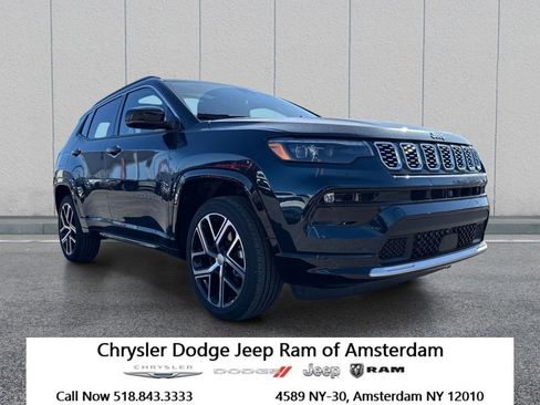 Used 2024 Jeep Compass Limited w/ Elite Group AWD/4WD image 1