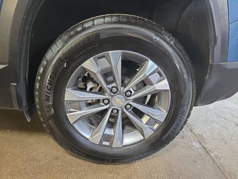 Used 2025 Chevrolet Equinox LT w/ Convenience Package II AWD/4WD image 33
