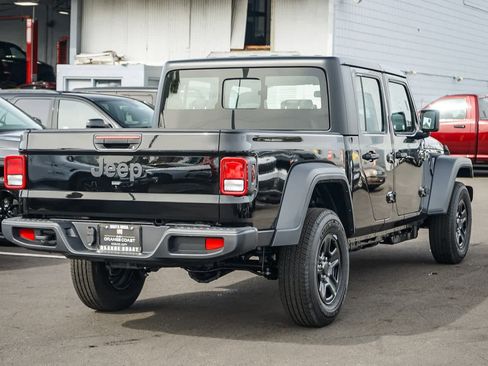 New 2026 Jeep Gladiator Sport image 4