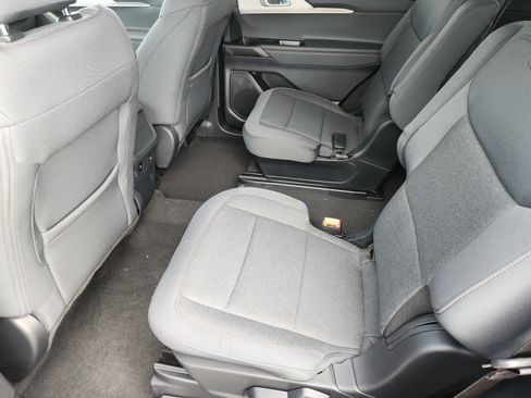 New 2026 Ford Explorer Active RWD image 20