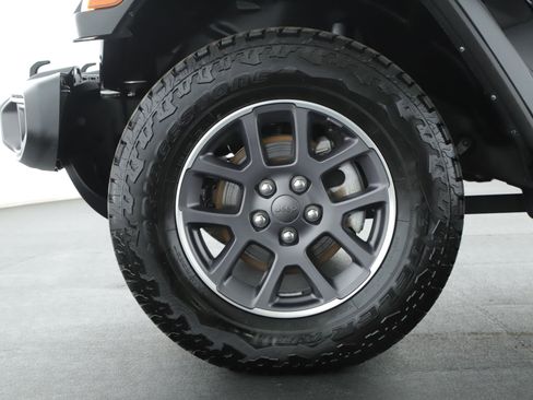 Used 2021 Jeep Wrangler Unlimited Sport AWD/4WD image 19