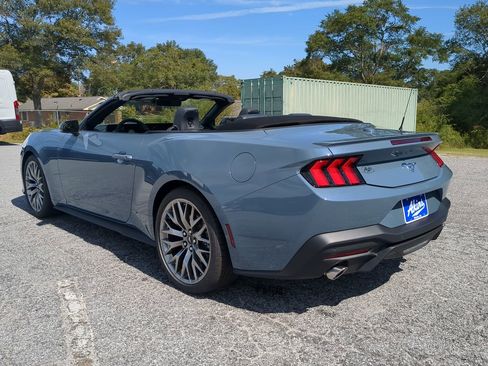 New 2025 Ford Mustang Premium RWD image 5