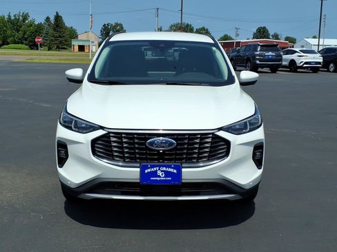 Used 2024 Ford Escape Platinum AWD/4WD image 9