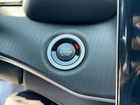 New 2025 Jeep Grand Cherokee Altitude image 26