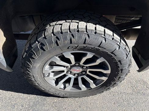 Used 2021 GMC Sierra 1500 AT4 image 7