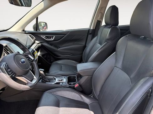 Used 2019 Subaru Forester Limited AWD/4WD image 9