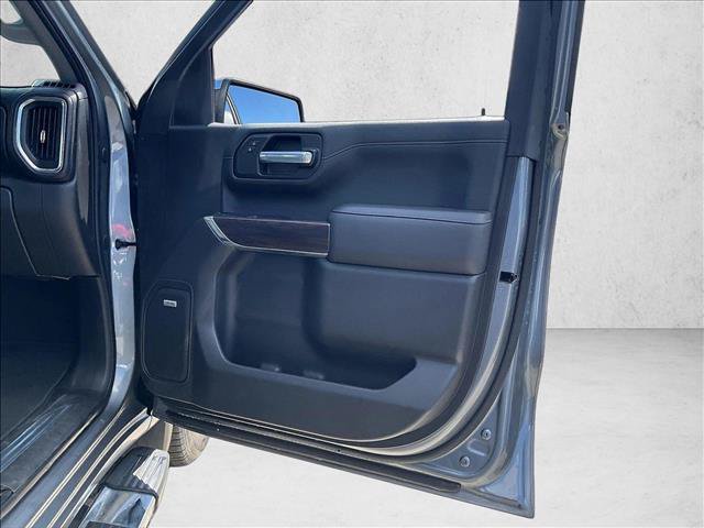 Used 2020 GMC Sierra 1500 SLT w/ SLT Premium Package AWD/4WD image 16