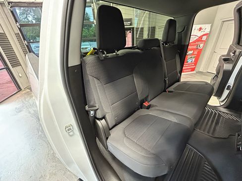 Used 2022 Chevrolet Silverado 2500 LT w/ Convenience Package AWD/4WD image 5