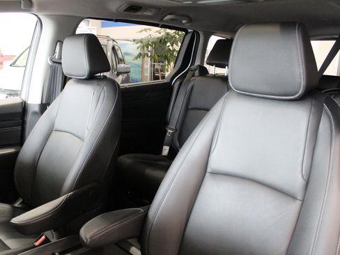 Used 2023 Honda Odyssey Touring image 14