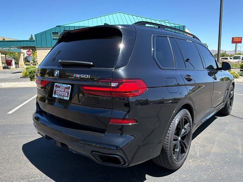 Used 2022 BMW X7 M50i w/ Dynamic Handling Package AWD/4WD image 3