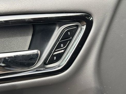 Used 2024 Dodge Durango R/T image 25