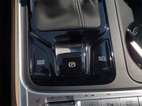 New 2026 Kia Carnival SX Prestige image 28