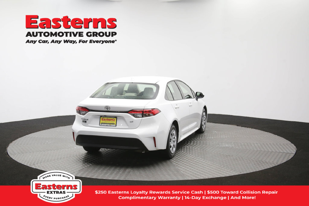 Used 2023 Toyota Corolla LE FWD image 38