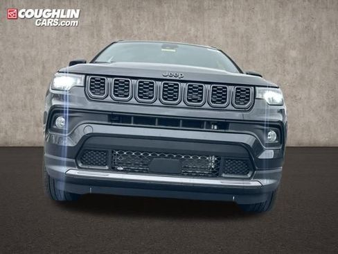 New 2026 Jeep Compass Latitude image 2