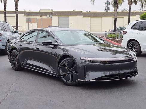 Used 2024 Lucid Air Touring AWD/4WD image 2